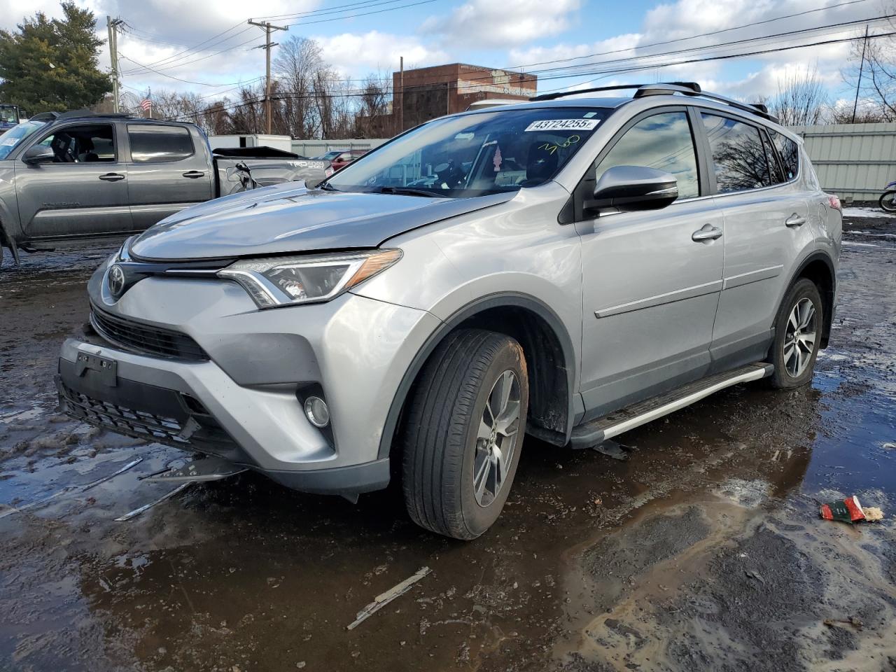 2018 Toyota RAV 4 - Image 1