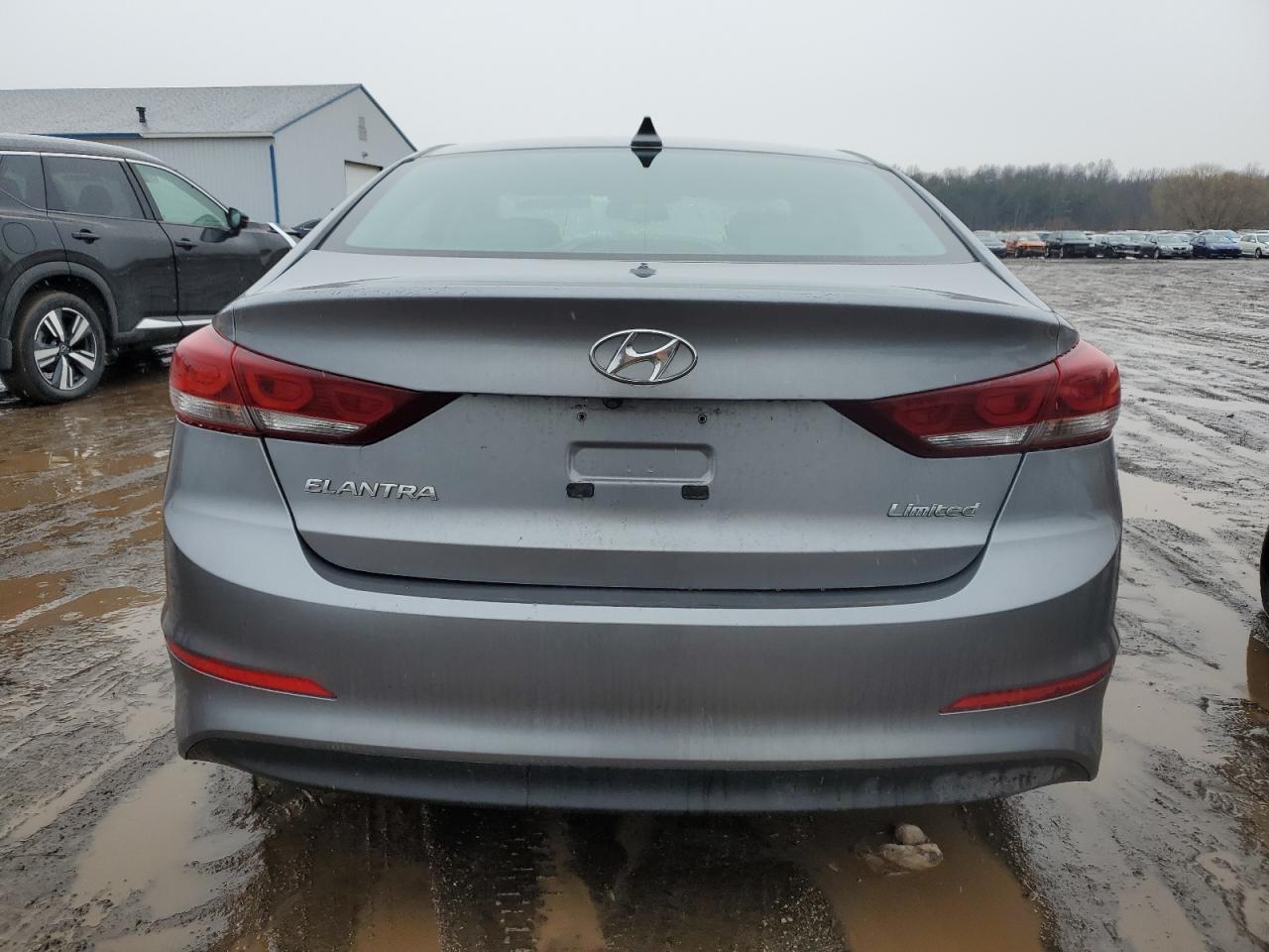 2017 Hyundai Elantra - Image 6