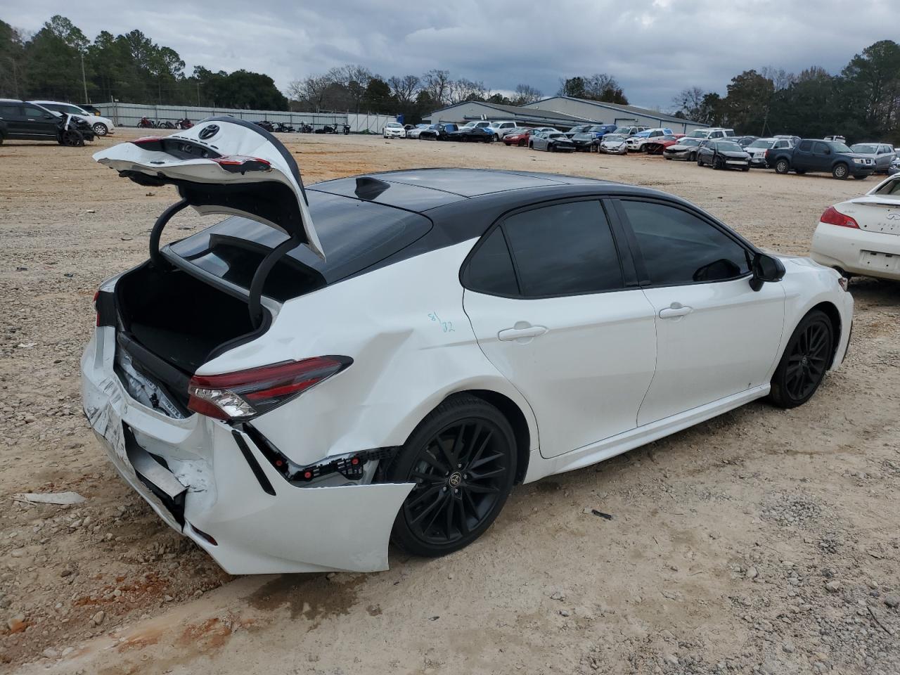 2022 Toyota Camry - Image 3