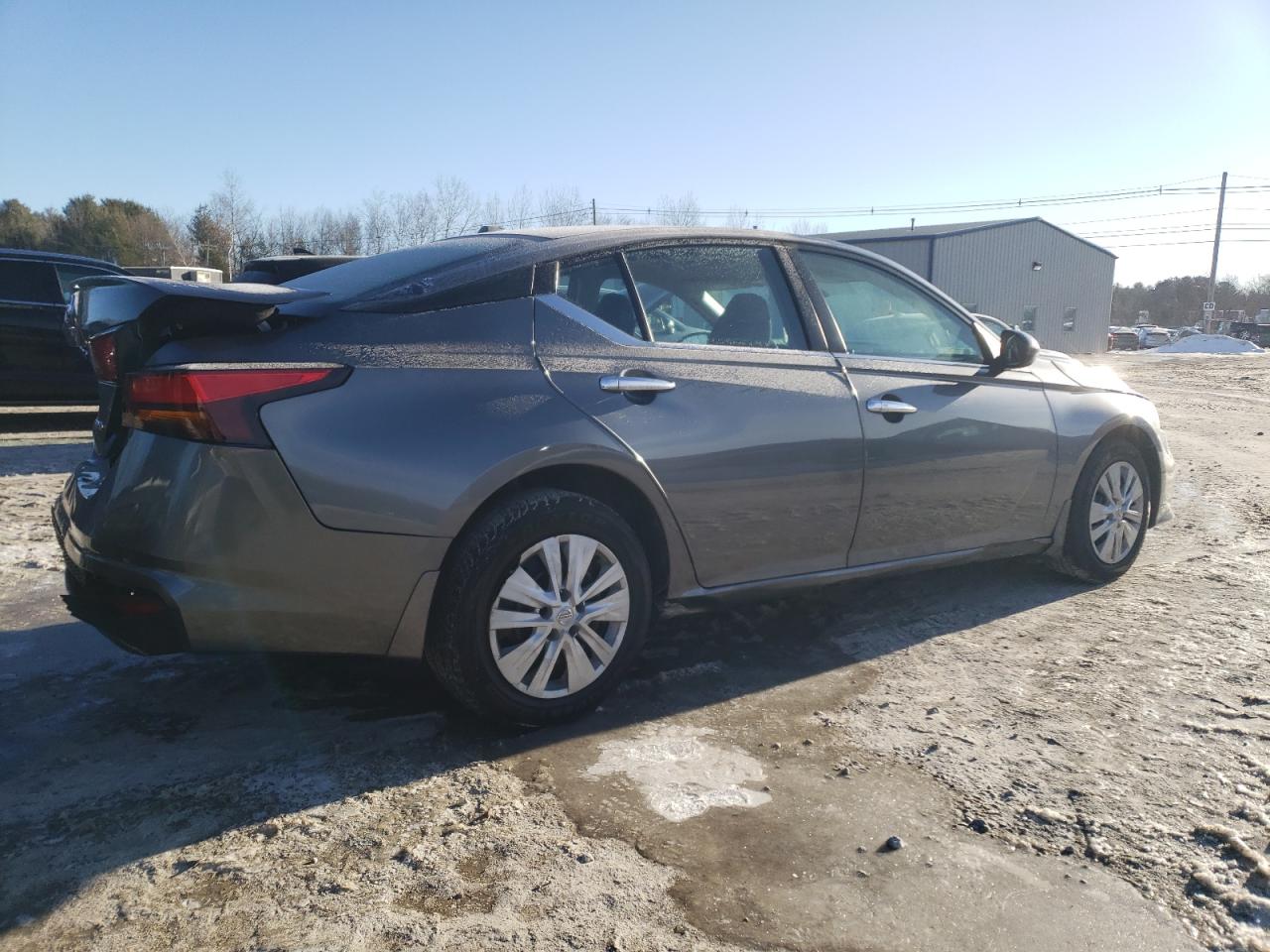 2019 Nissan Altima - Image 3