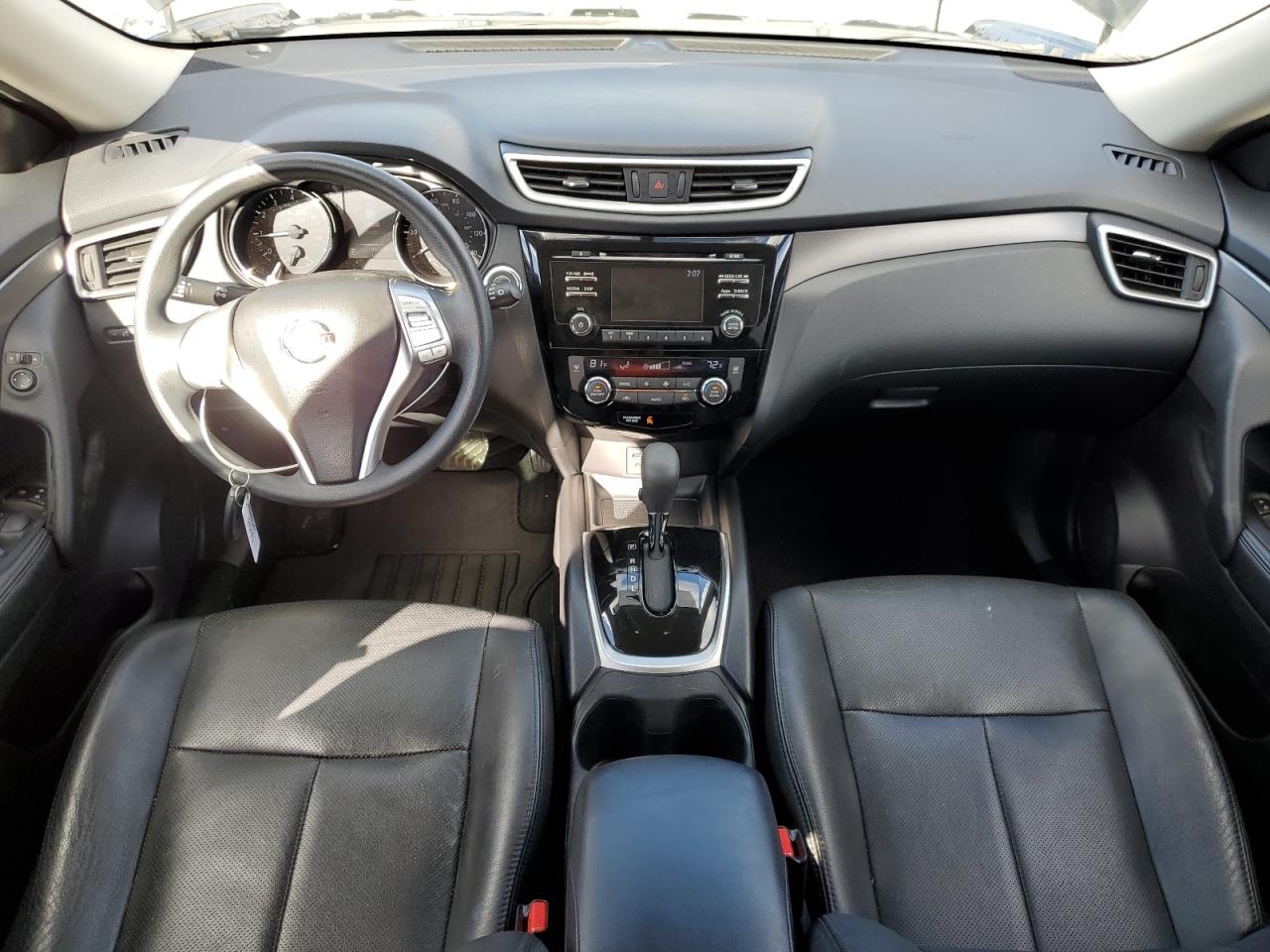 2015 Nissan Rogue - Image 8