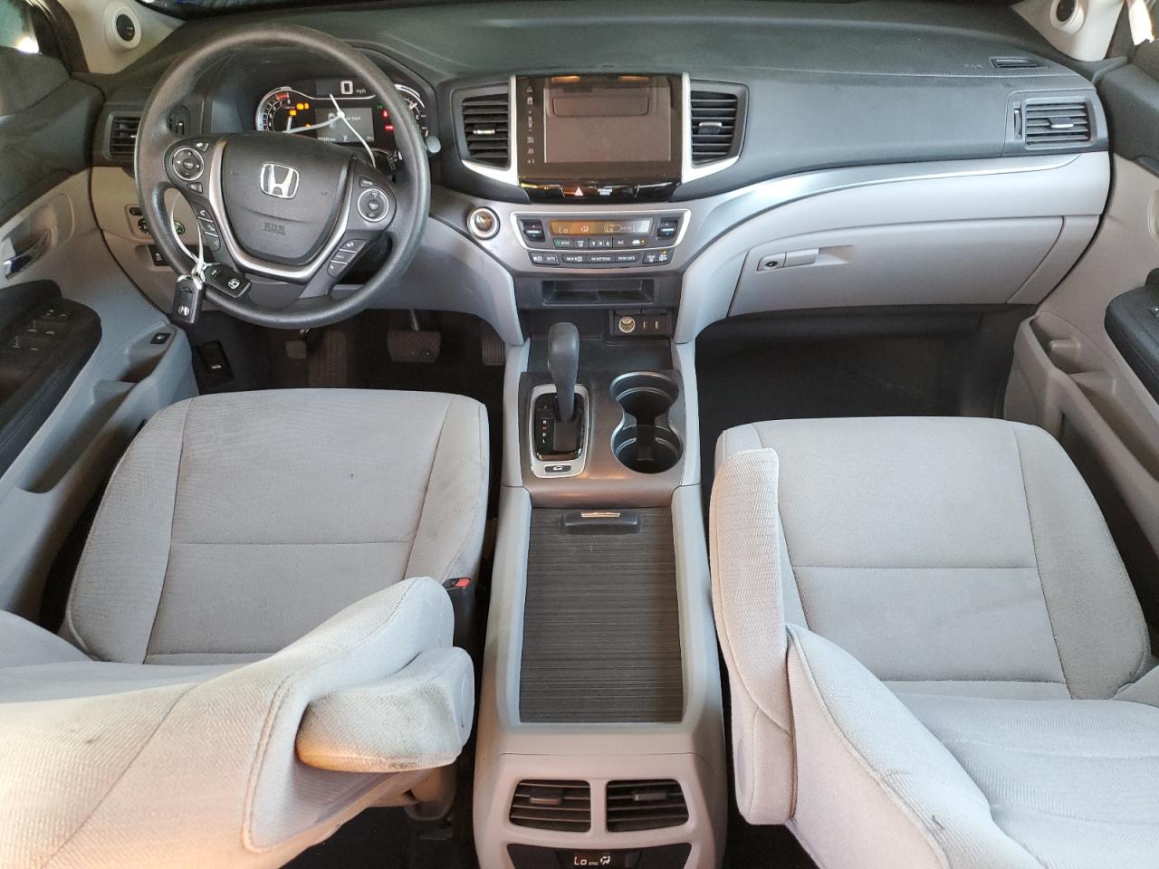 2017 Honda Pilot - Image 8