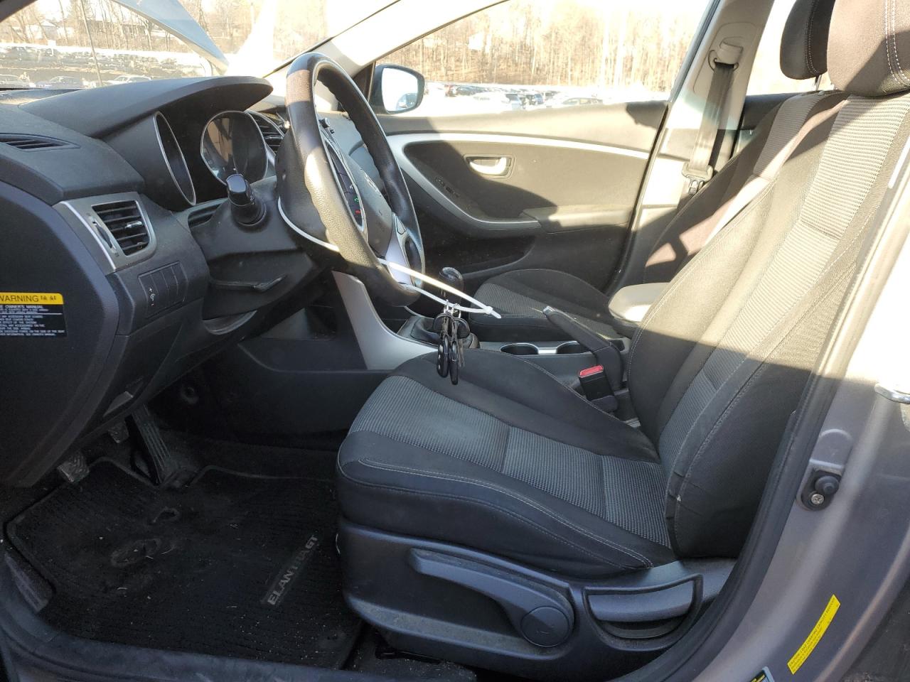 2013 Hyundai Elantra - Image 7