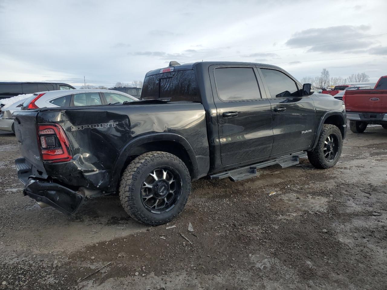 2021 RAM 1500 - Image 3