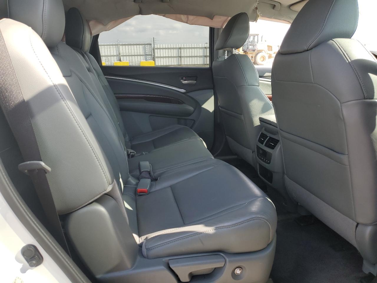 2015 Acura MDX - Image 11