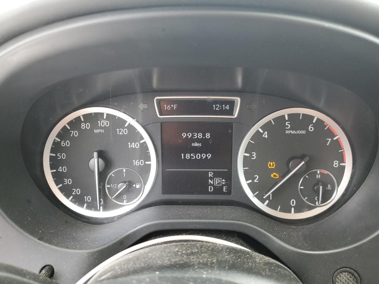 2018 Infiniti QX30 - Image 9