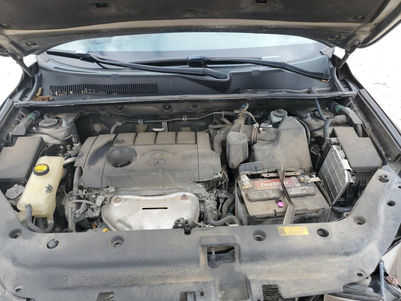 2011 Toyota RAV 4 - Image 12