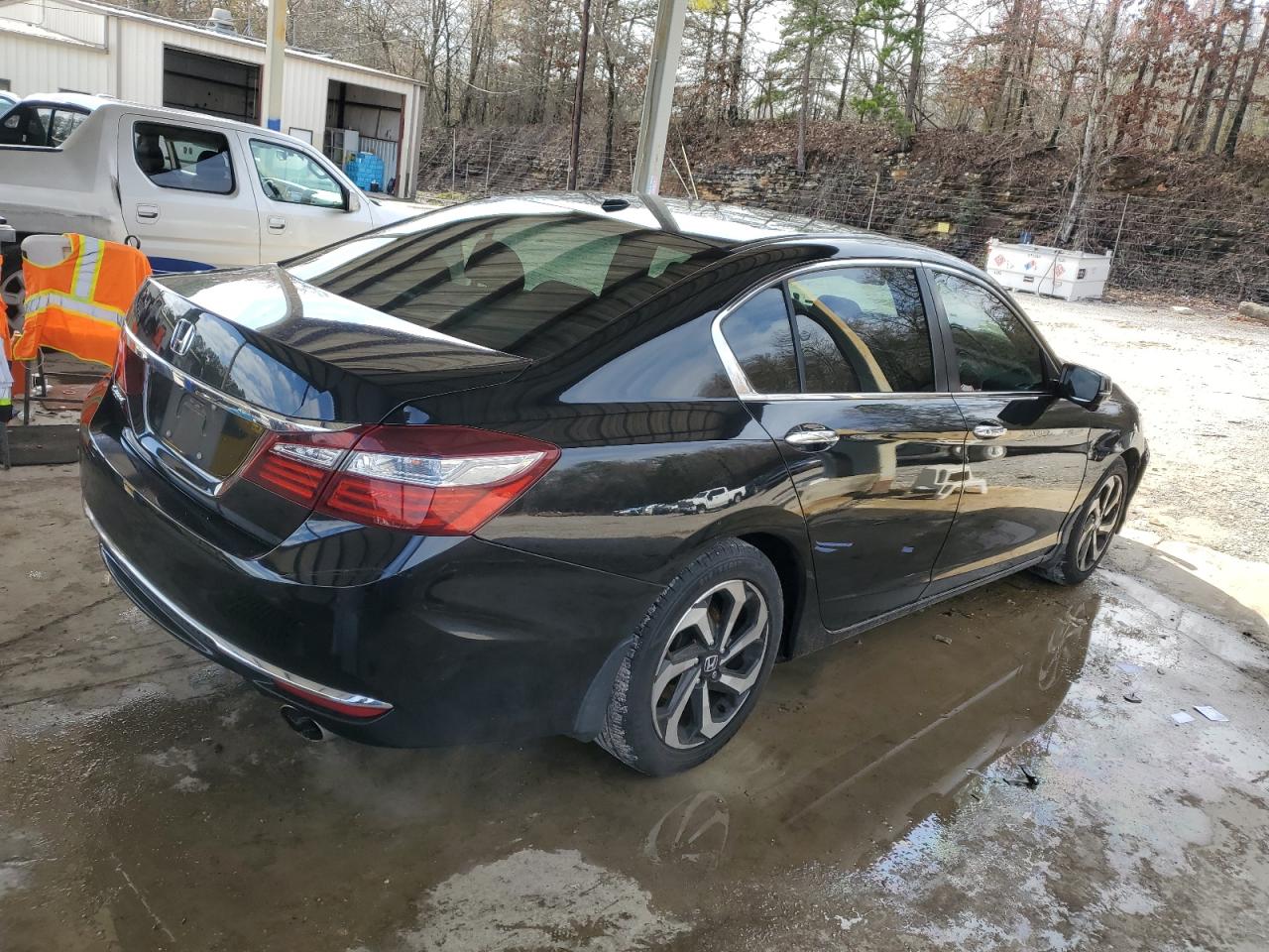 2017 Honda Accord - Image 3