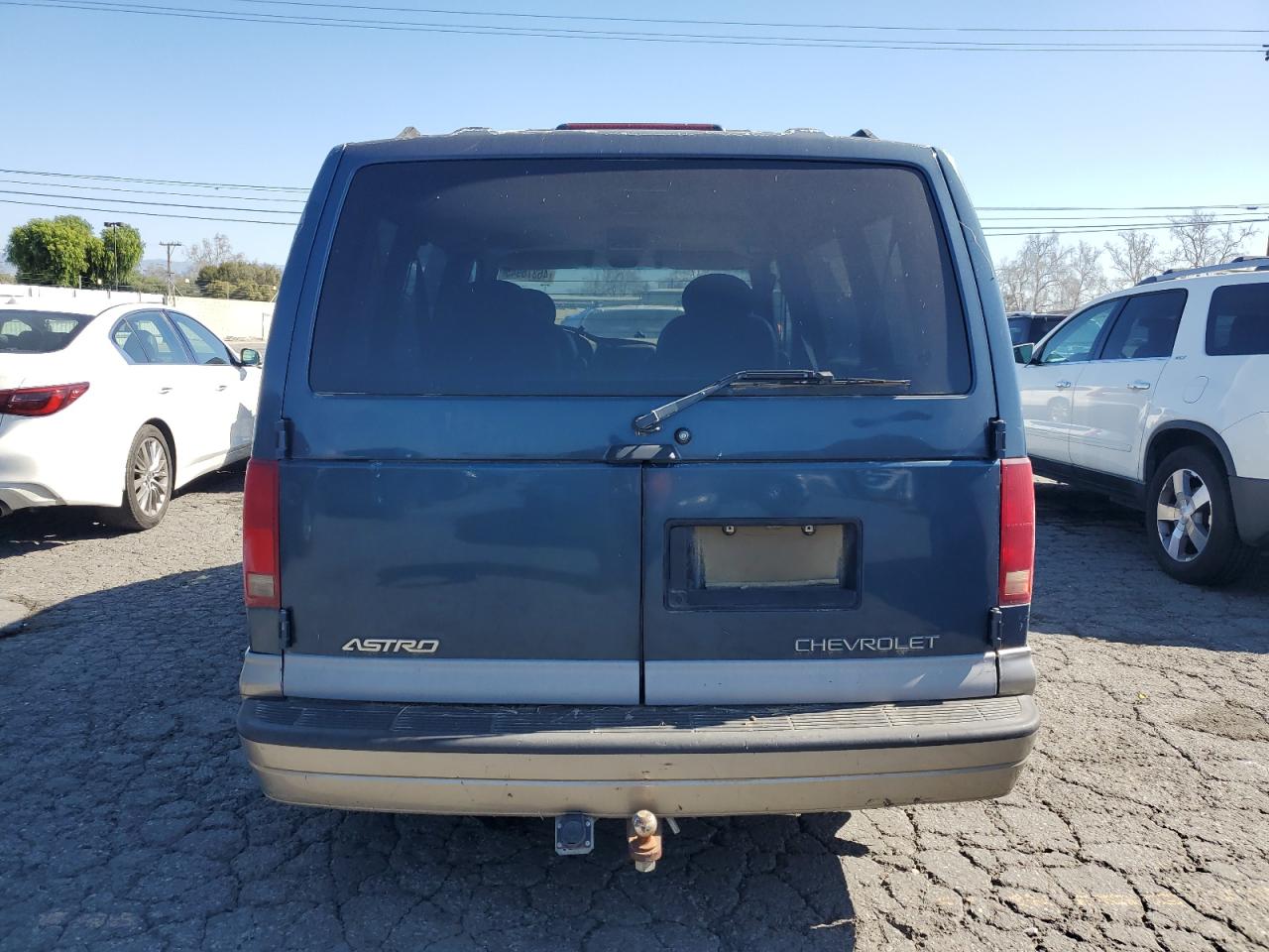 2004 Chevrolet Astro VIN: 1GNDM19X84B111571 Lot: 46376945