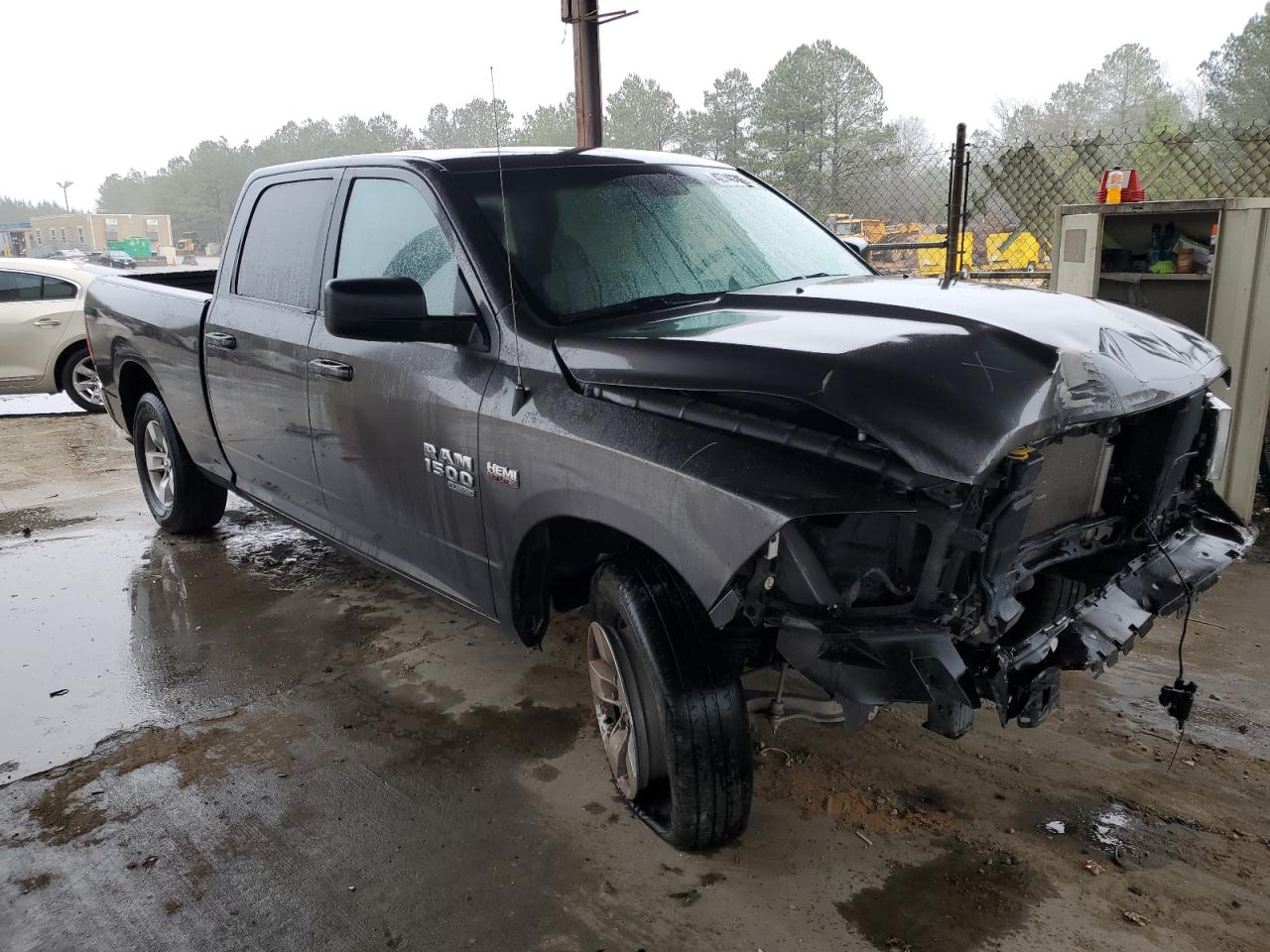 2021 RAM 1500 - Image 4
