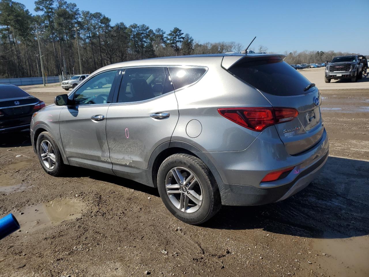 2018 Hyundai Santa Fe - Image 2