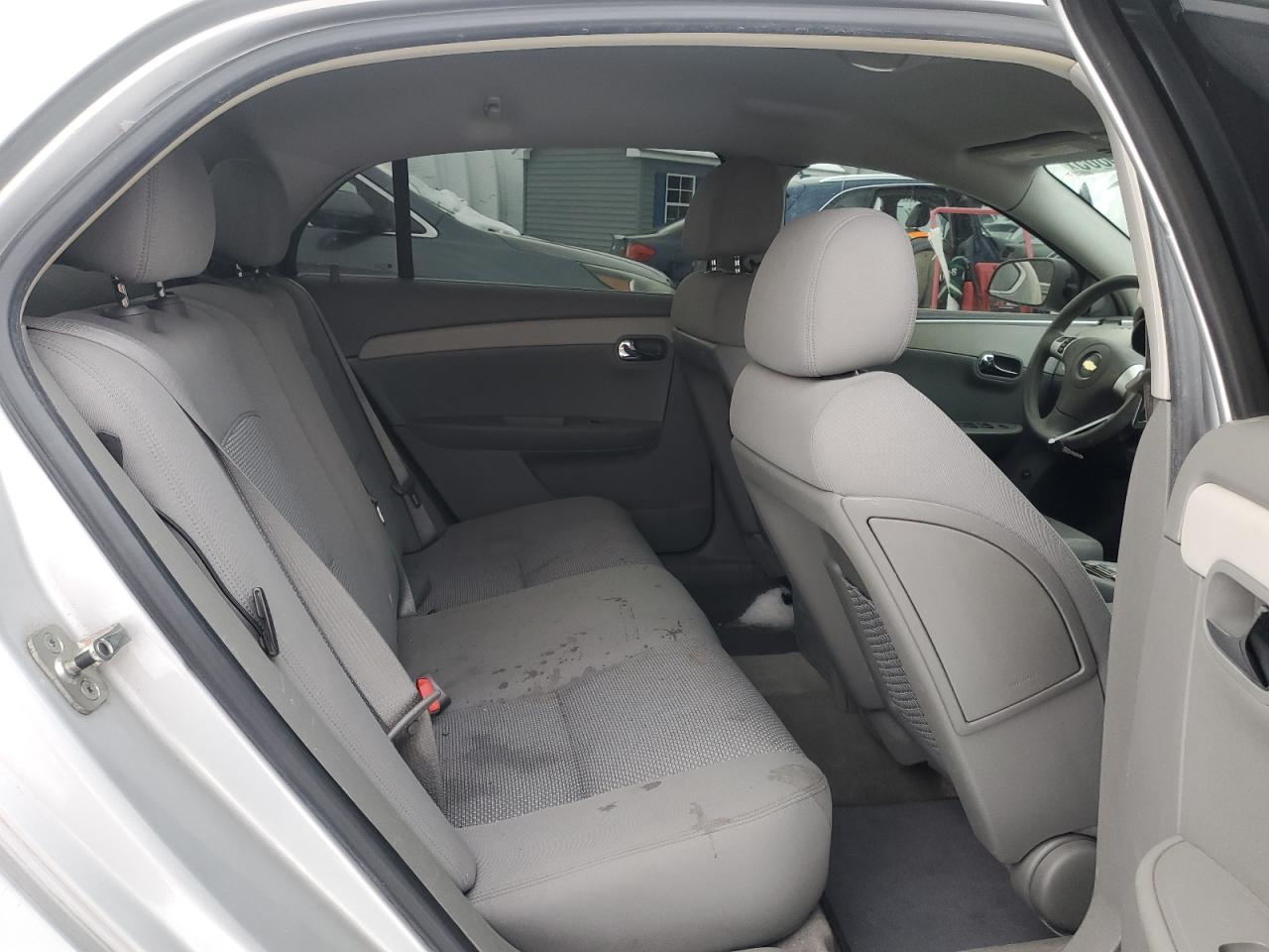 2009 Chevrolet Malibu - Image 10