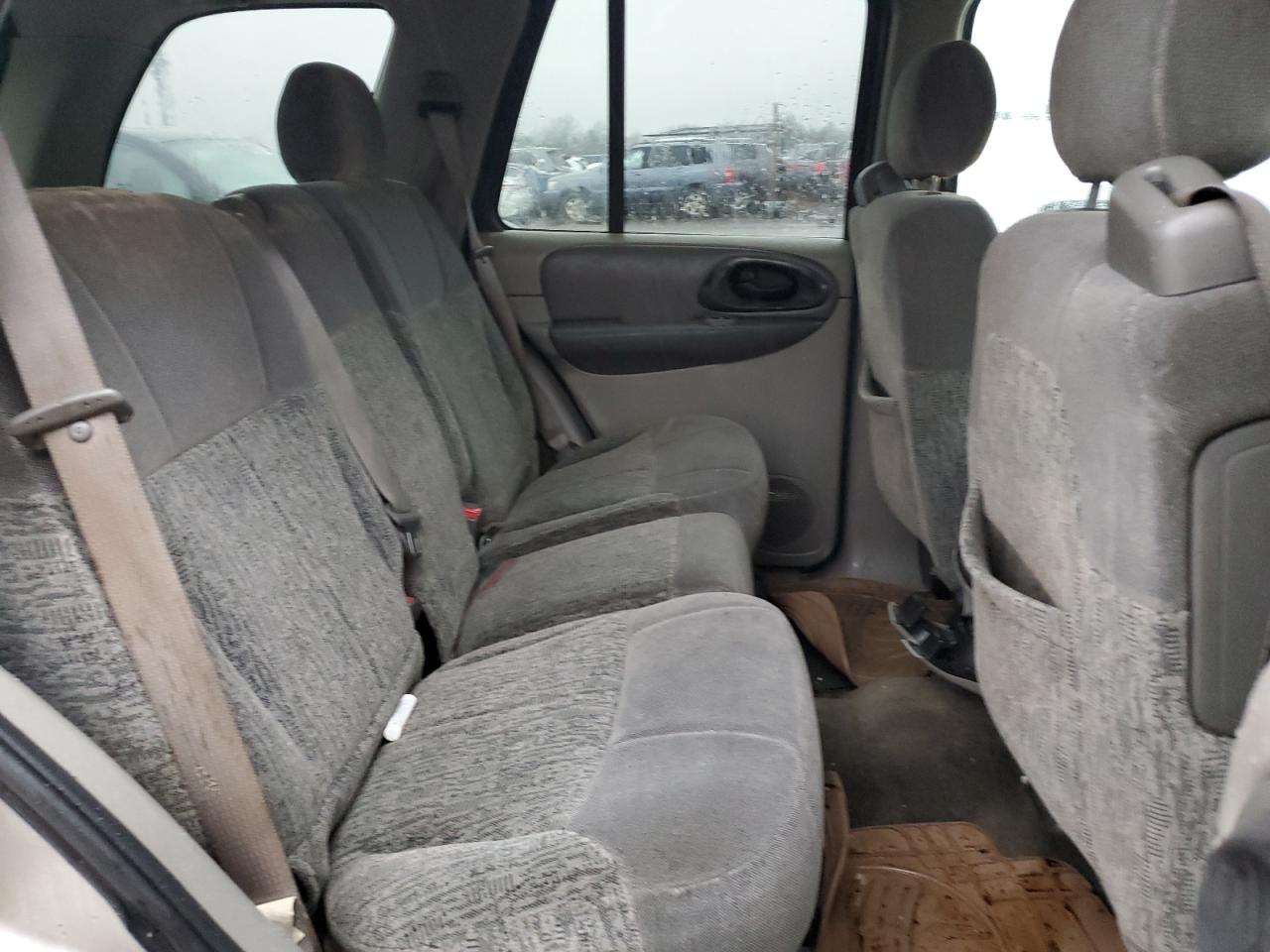 2003 Chevrolet TrailBlazer - Image 11