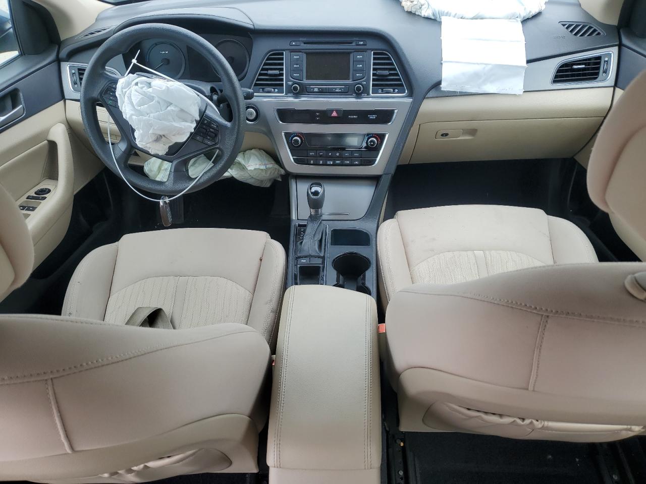 2016 Hyundai Sonata - Image 8