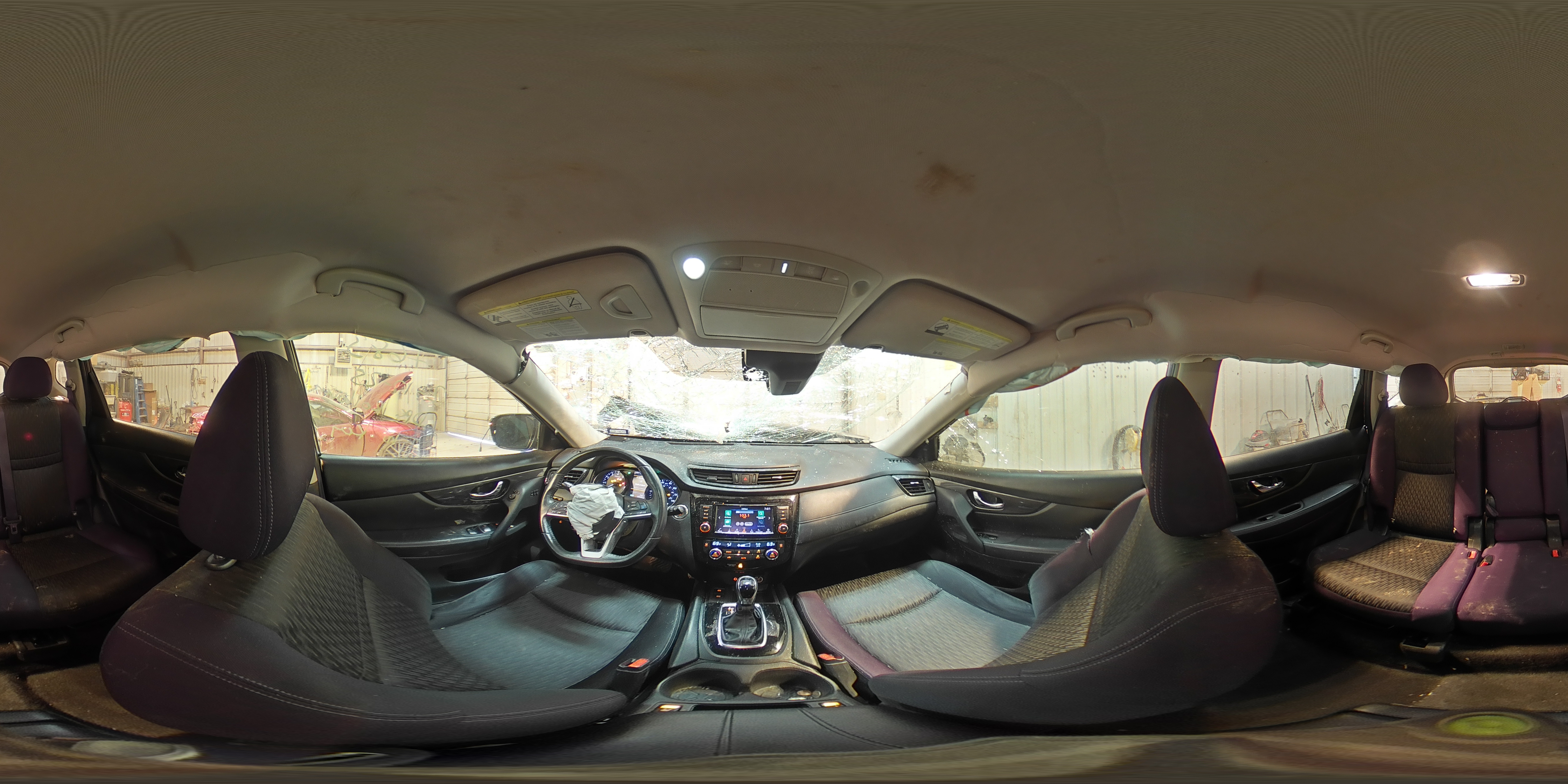 2019 Nissan Rogue - Image 14