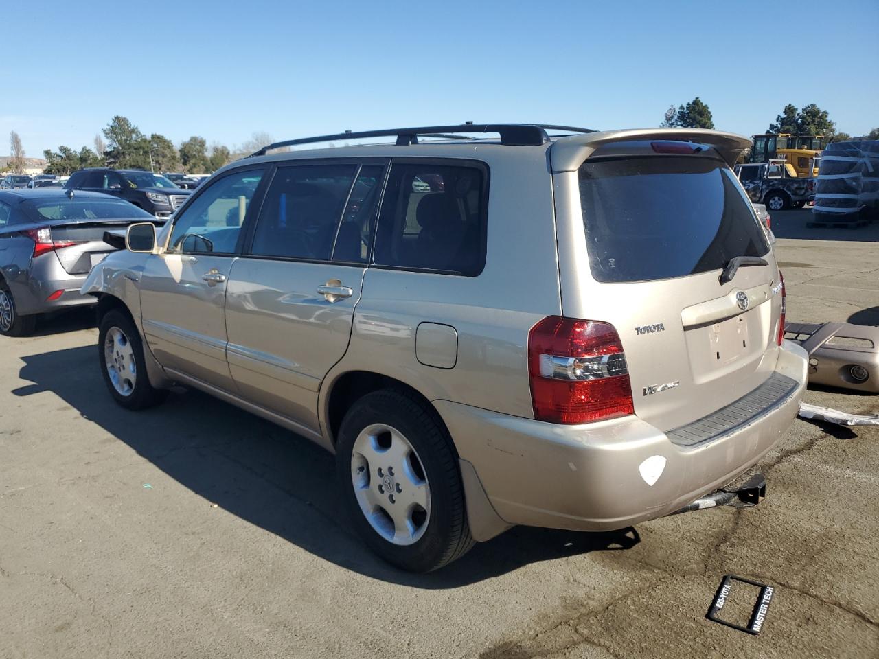 2004 Toyota Highlander - Image 2