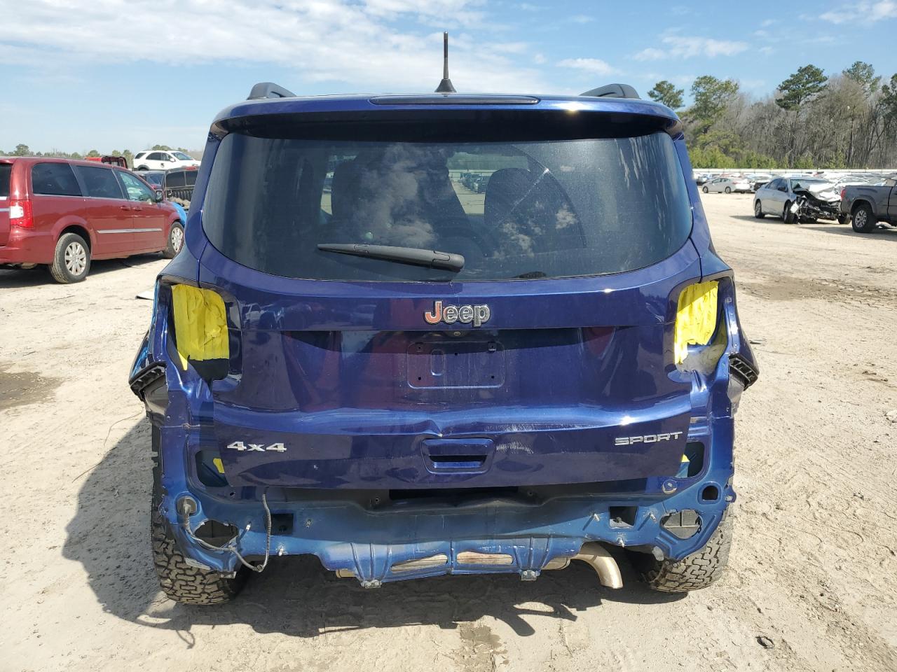 2018 Jeep Renegade - Image 6