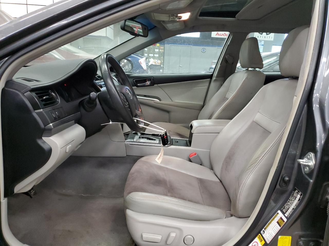 2014 Toyota Camry - Image 7