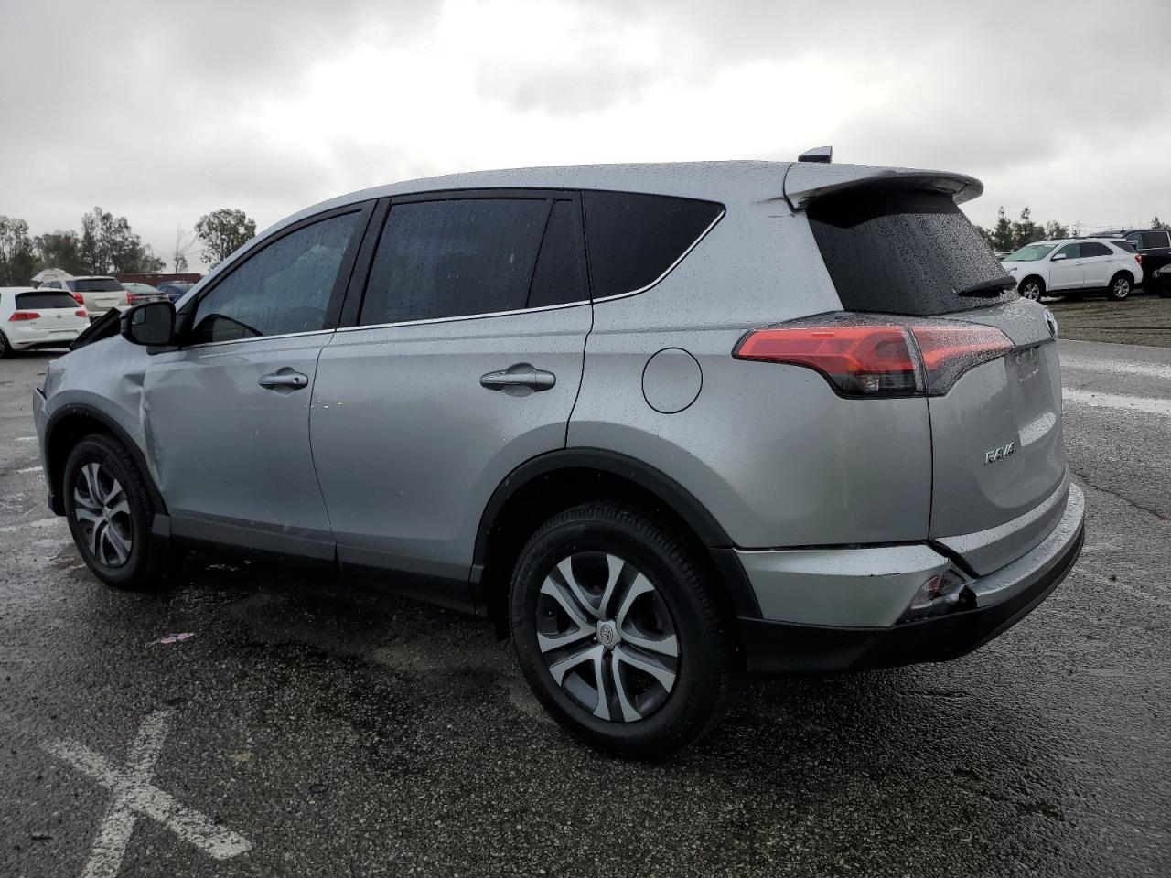 2018 Toyota RAV 4 - Image 2