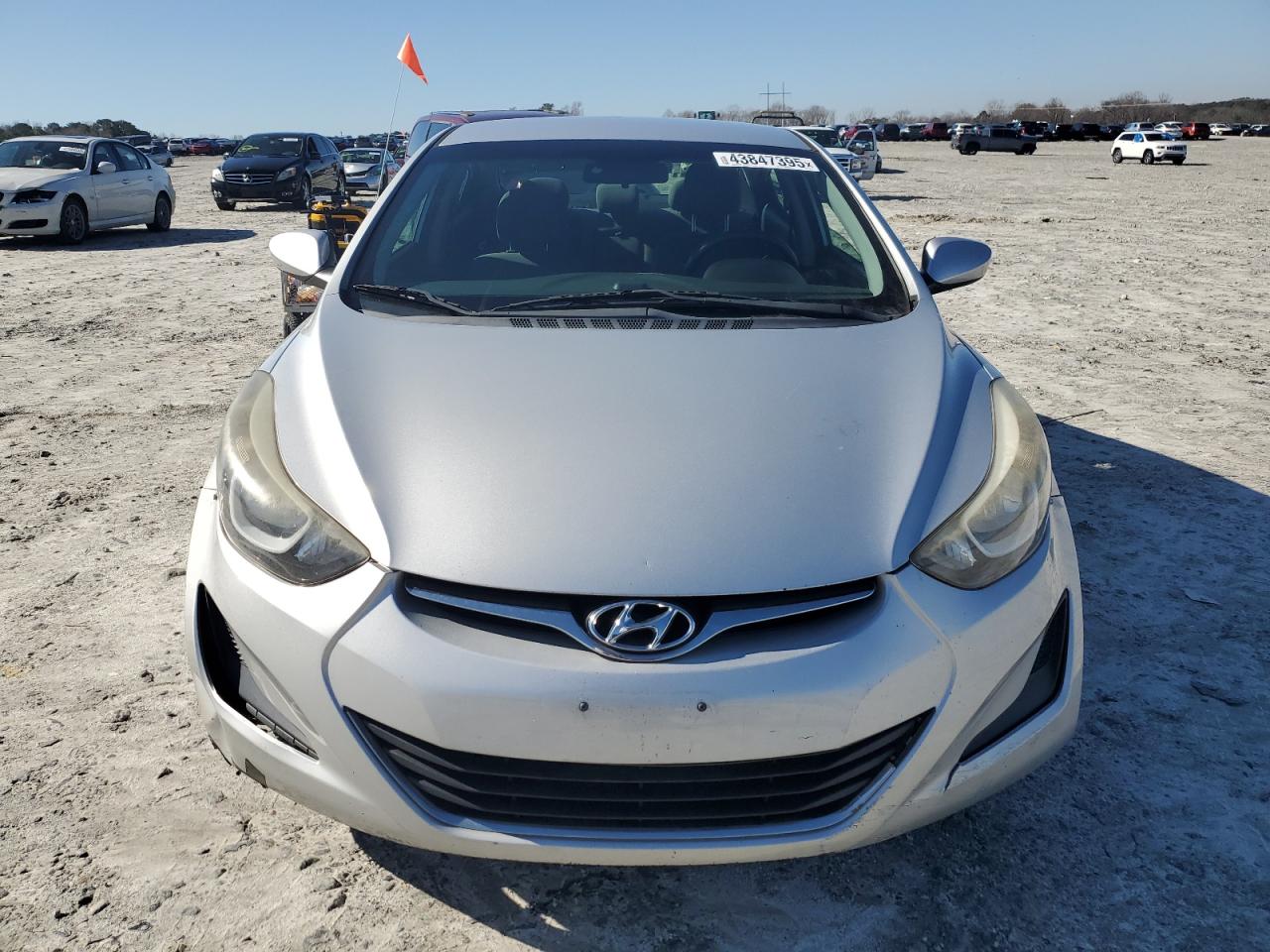 2015 Hyundai Elantra - Image 5