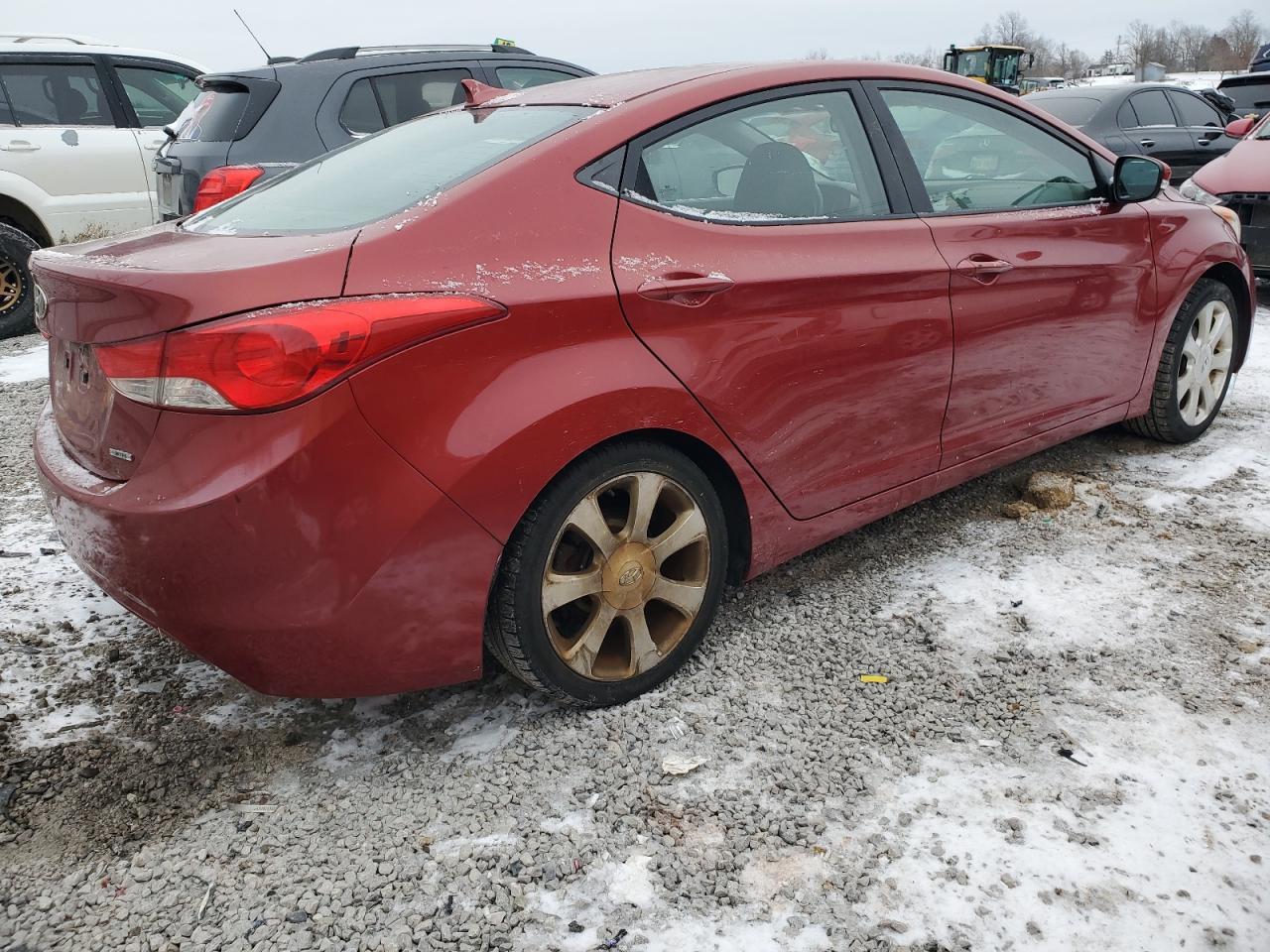 2011 Hyundai Elantra - Image 3