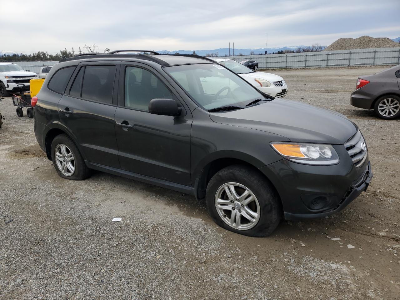 2012 Hyundai Santa Fe - Image 4