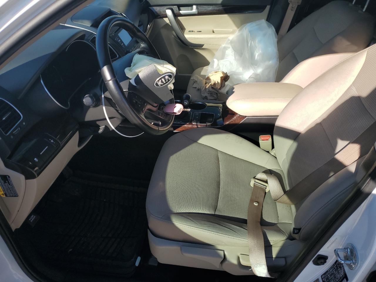 2015 Kia Sorento - Image 7