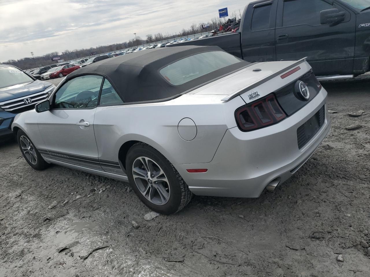 2014 Ford Mustang - Image 2