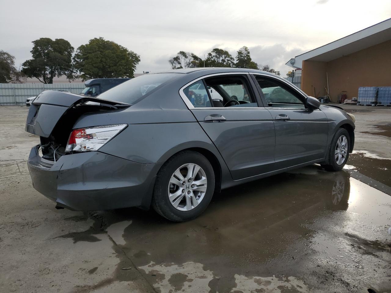 2010 Honda Accord - Image 3