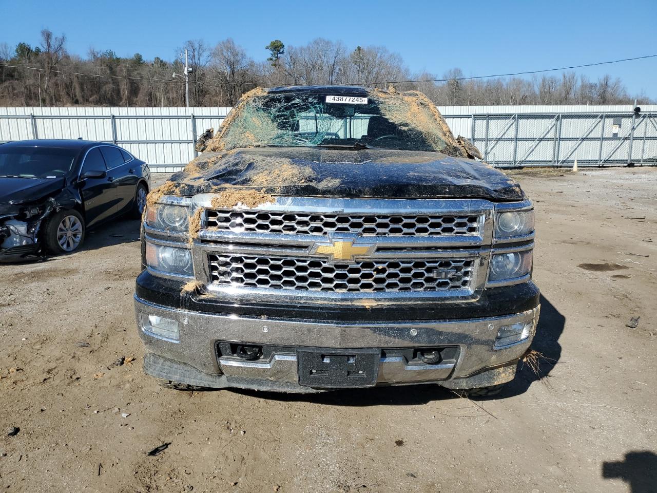 2015 Chevrolet Silverado - Image 5