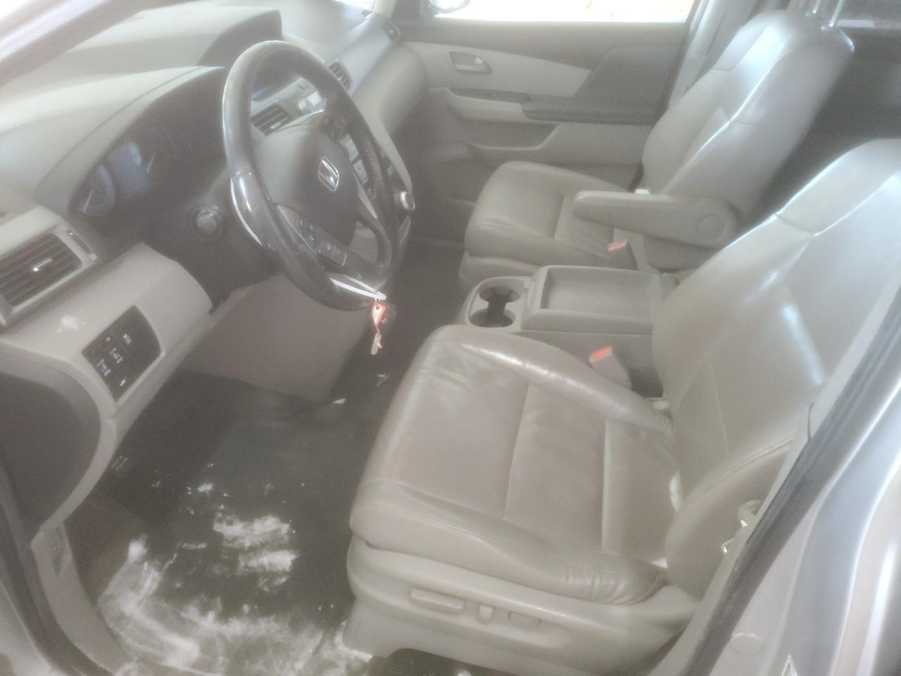 2012 Honda Odyssey - Image 7