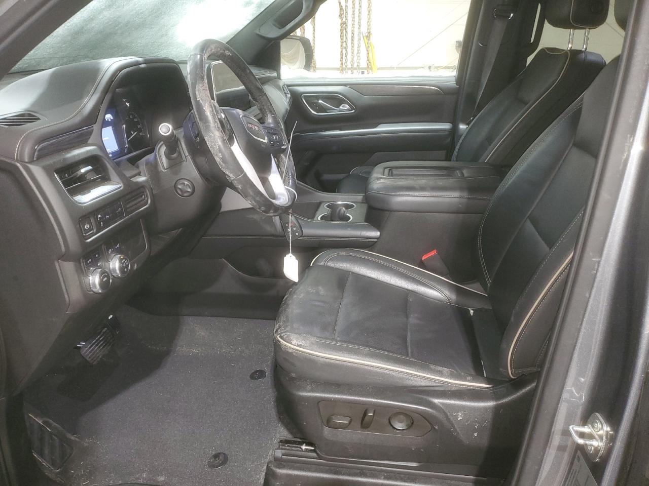 2021 GMC Yukon - Image 7