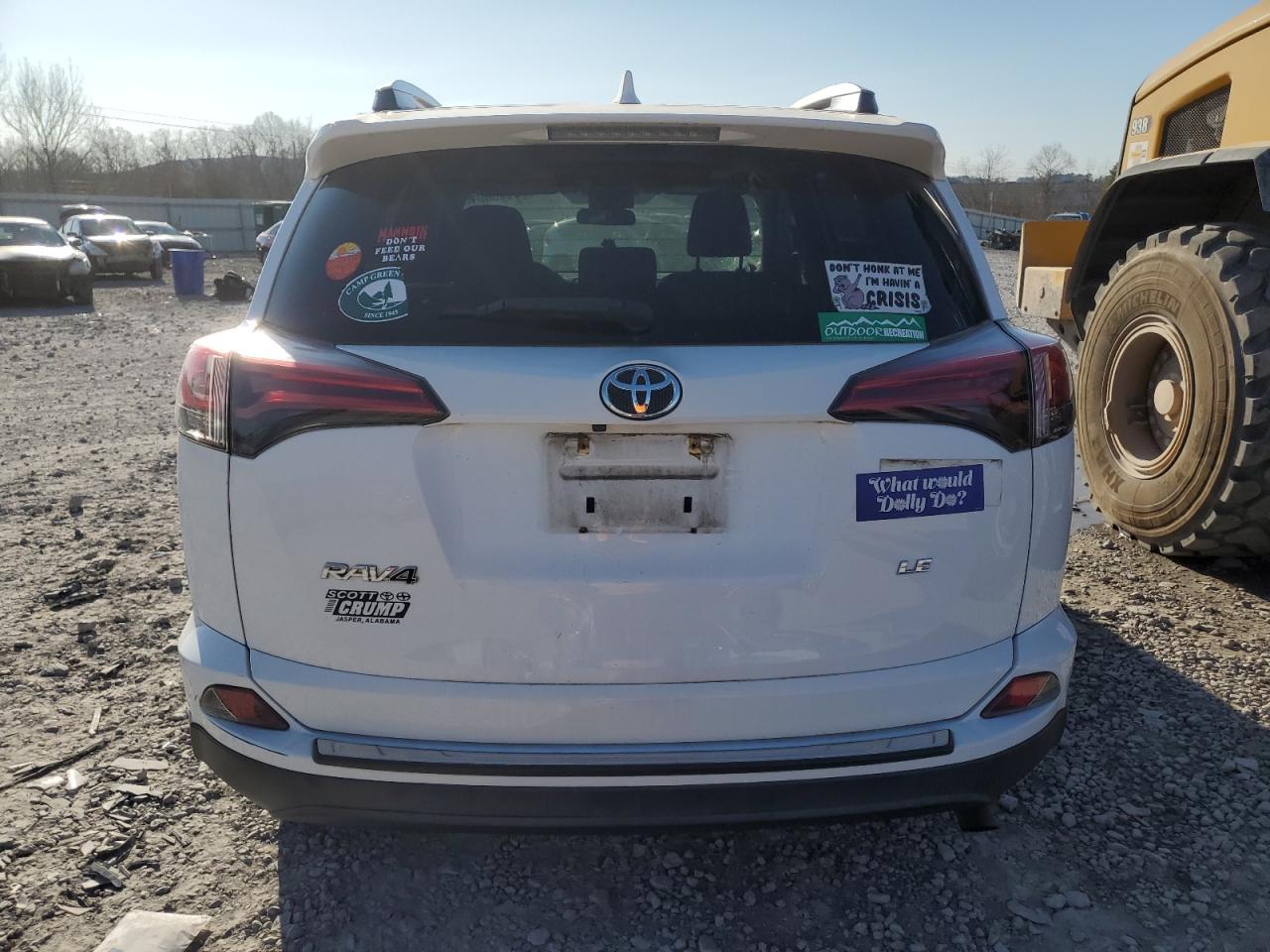 2017 Toyota RAV 4 - Image 6