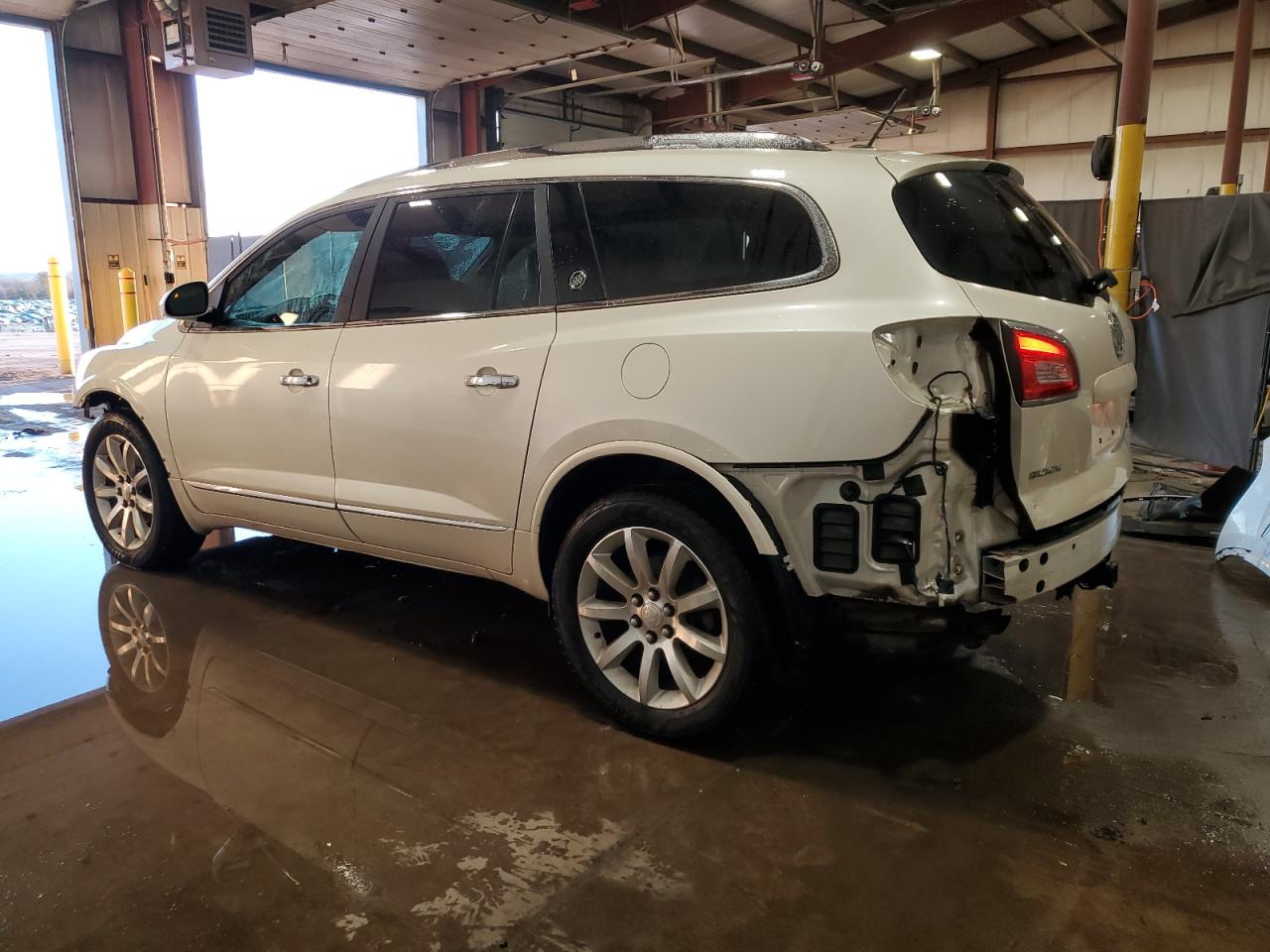 2014 Buick Enclave - Image 2