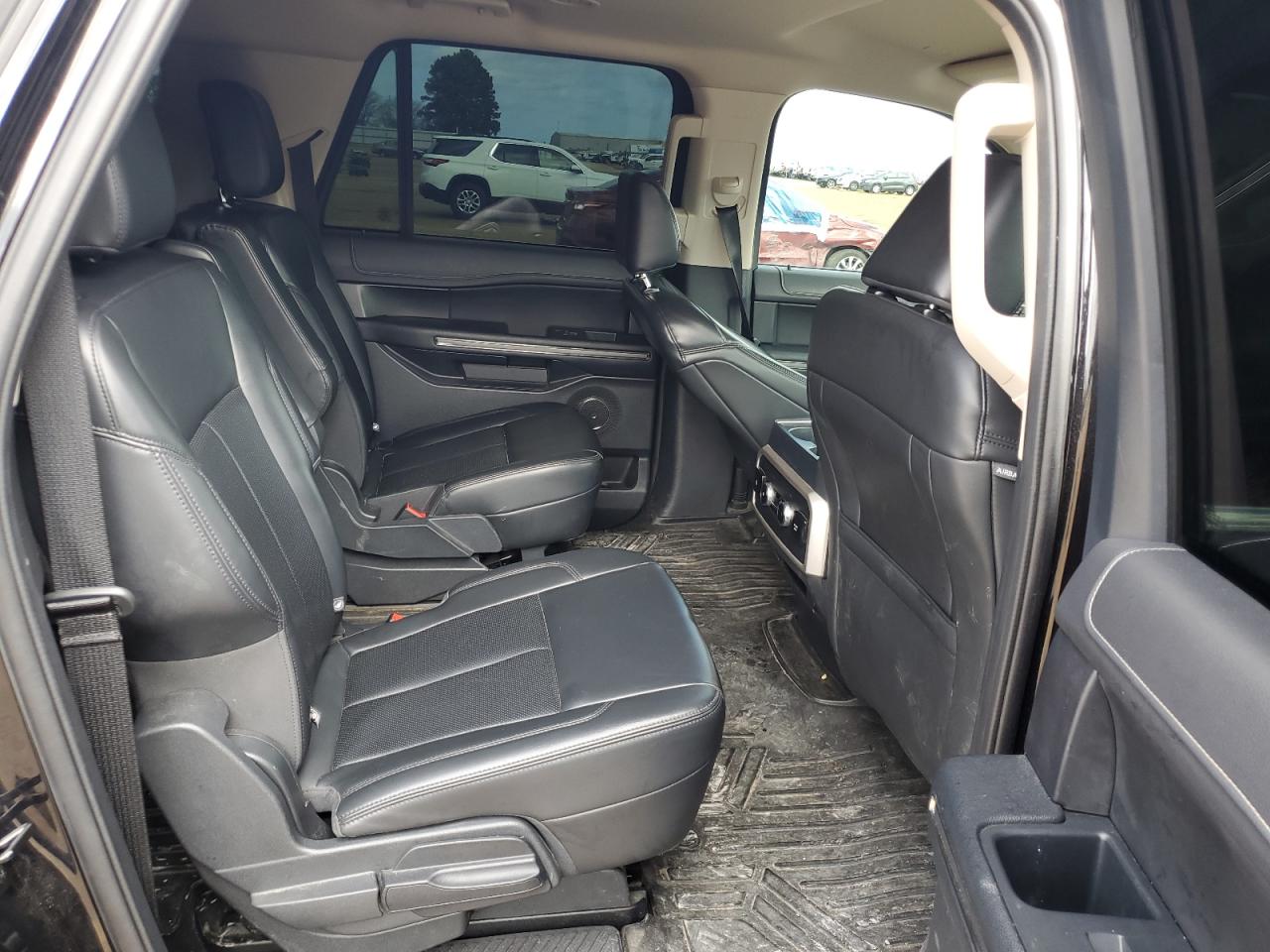 2023 Ford Expedition - Image 11
