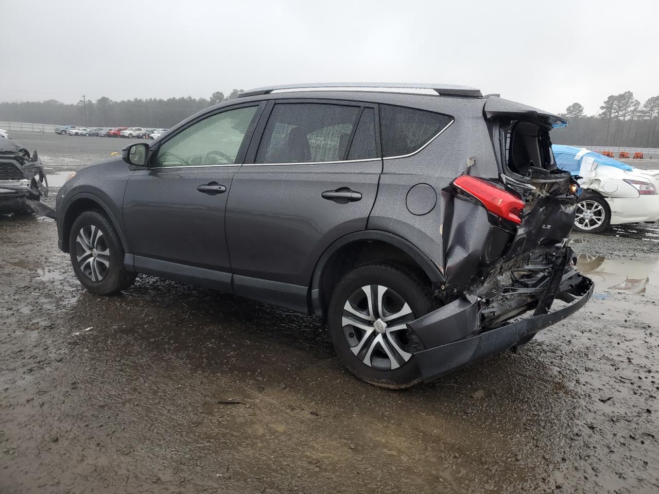 2018 Toyota RAV 4 - Image 2
