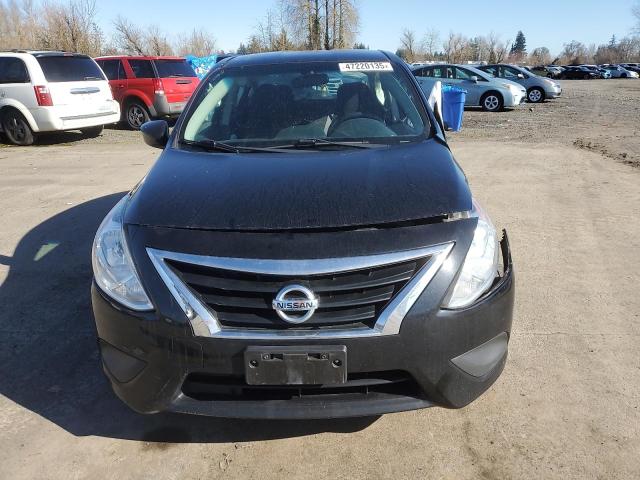  NISSAN VERSA 2017 Czarny