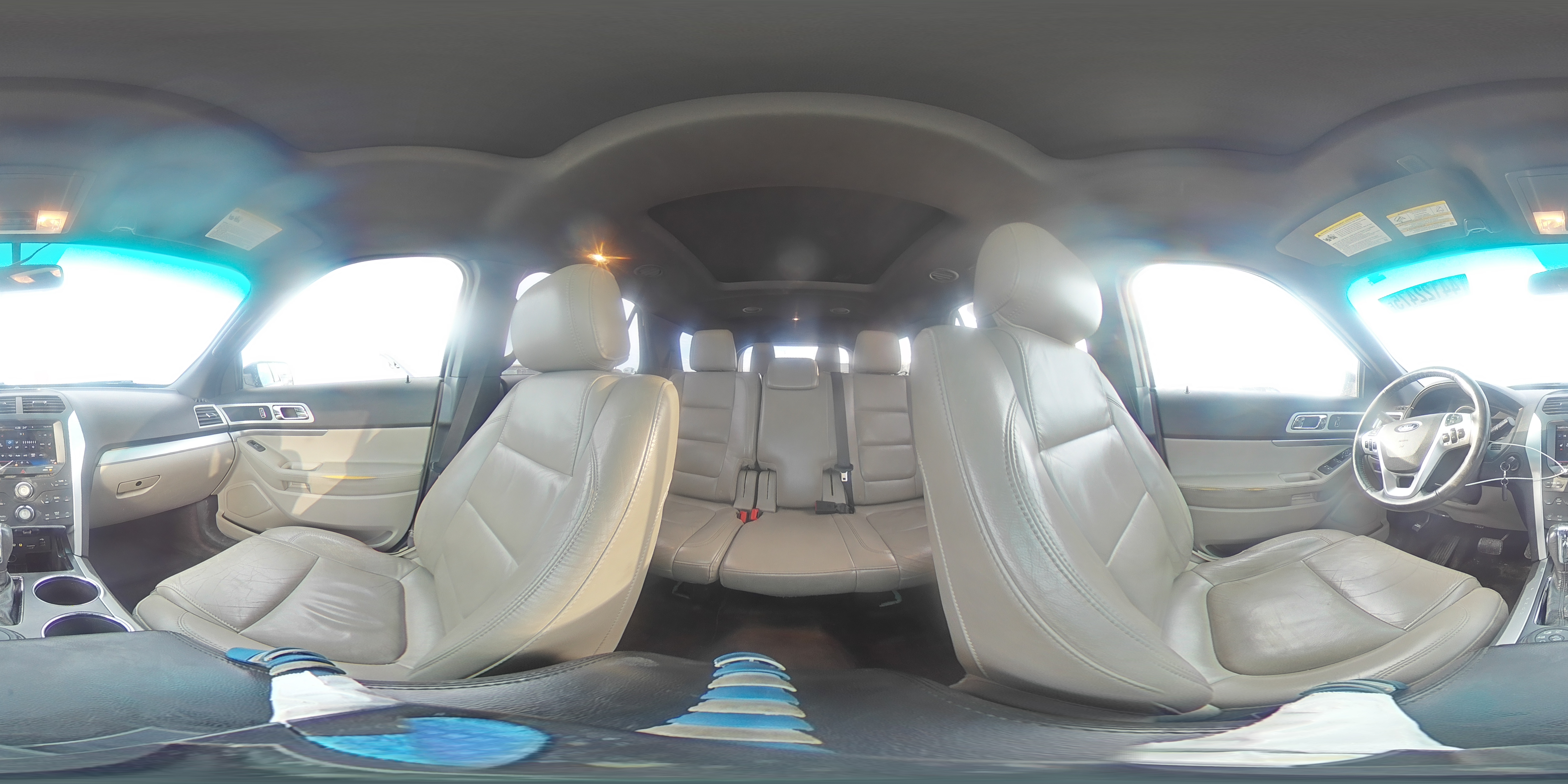 2012 Ford Explorer - Image 14