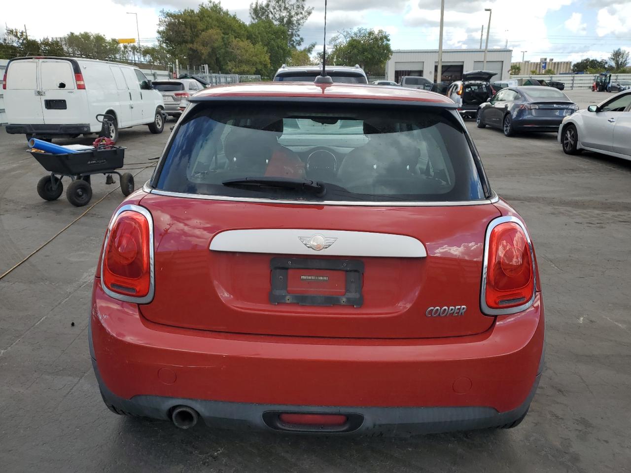 2014 MINI Cooper - Image 6