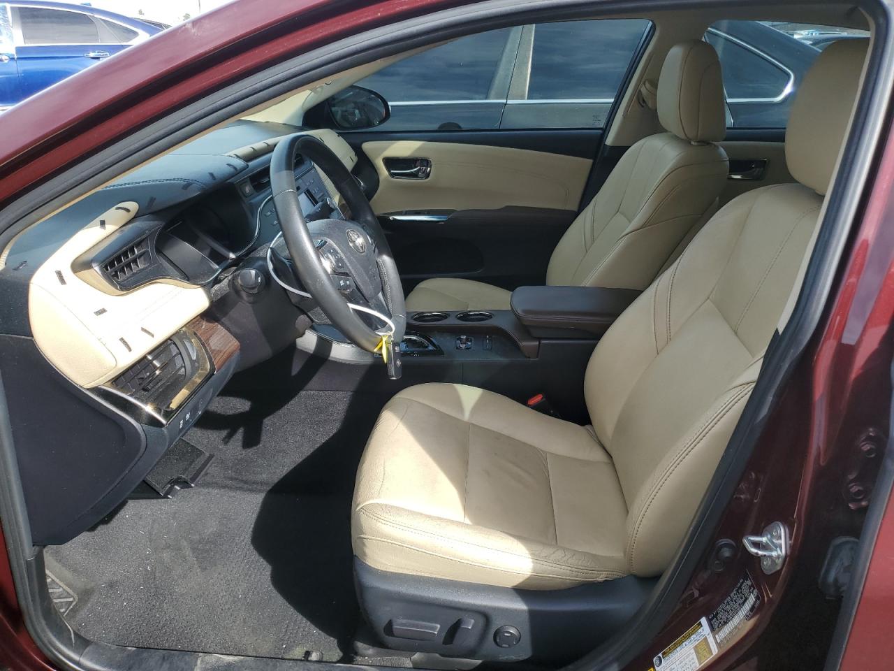 2015 Toyota Avalon - Image 7