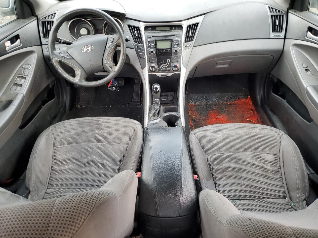 2011 Hyundai Sonata - Image 8