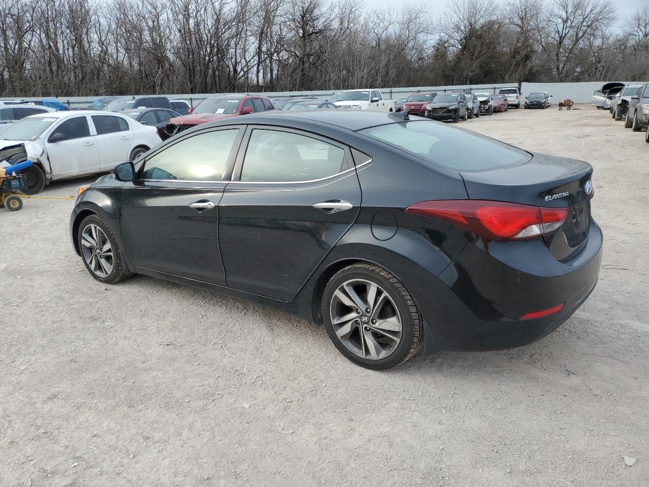 2015 Hyundai Elantra - Image 2