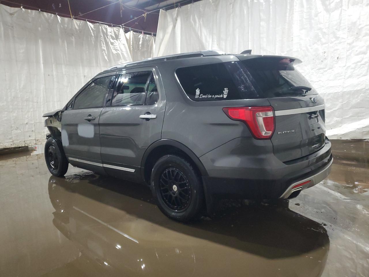 2016 Ford Explorer - Image 2