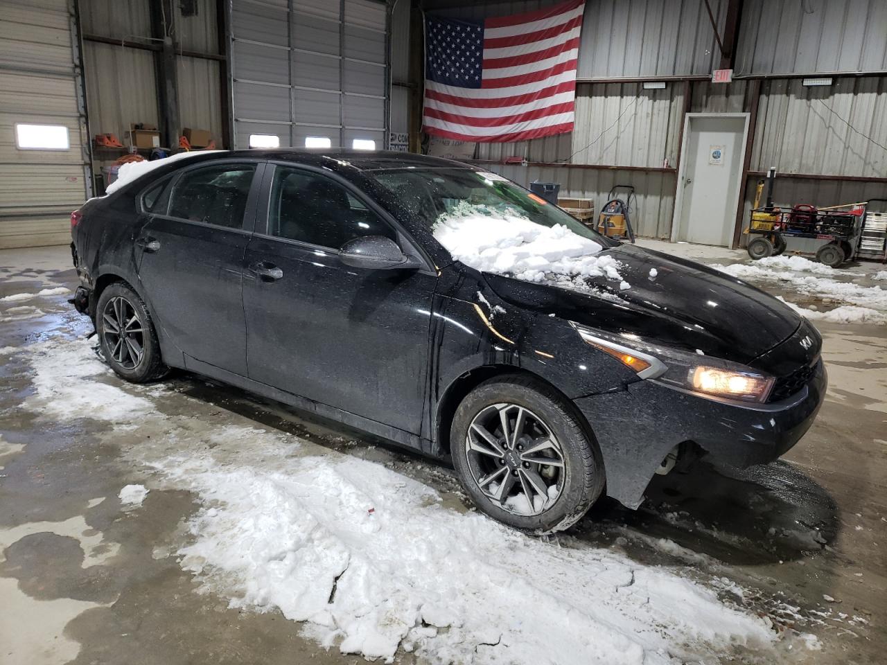 2023 Kia Forte - Image 4