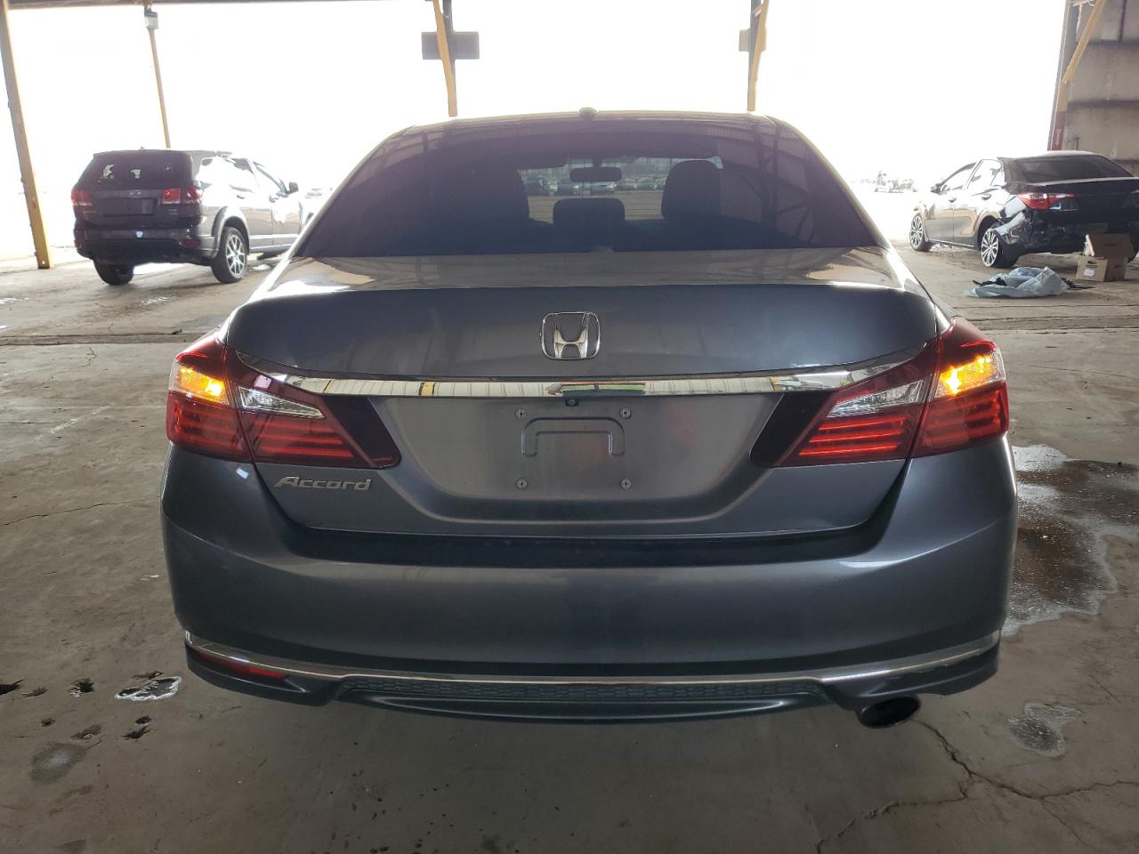 2017 Honda Accord - Image 6
