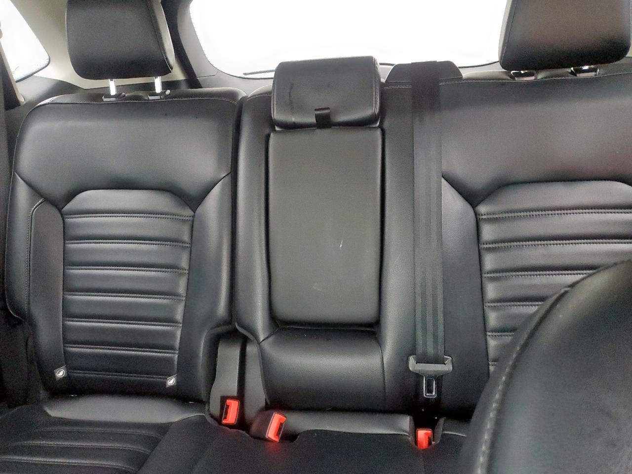 2023 Ford Edge - Image 10