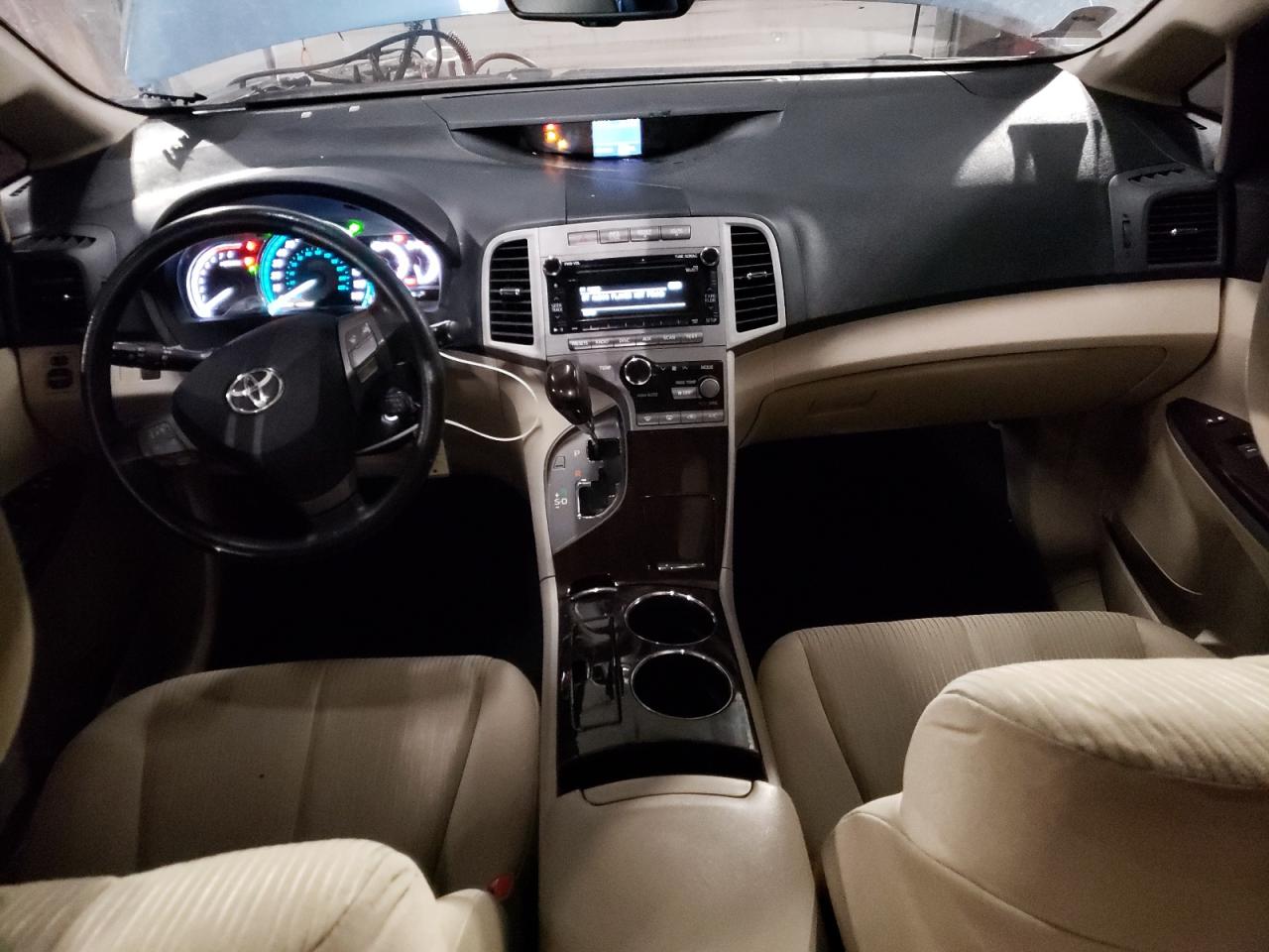 2010 Toyota Venza - Image 8