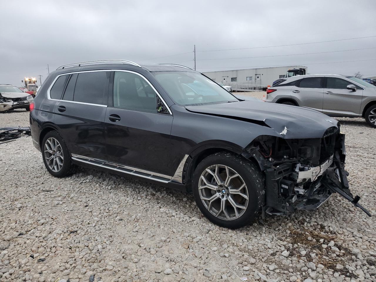 2019 BMW X7 - Image 4