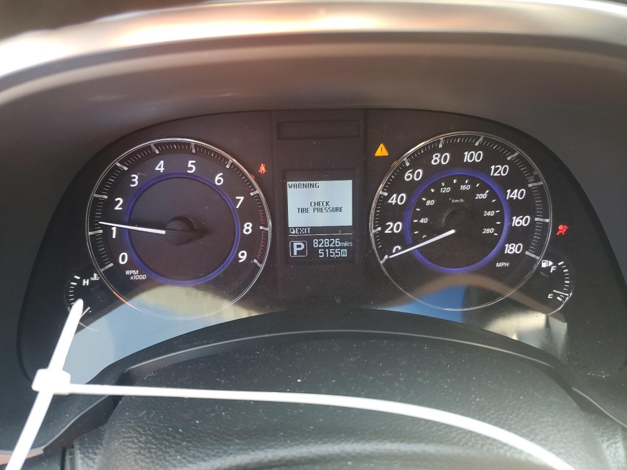 2017 Infiniti QX70 - Image 9