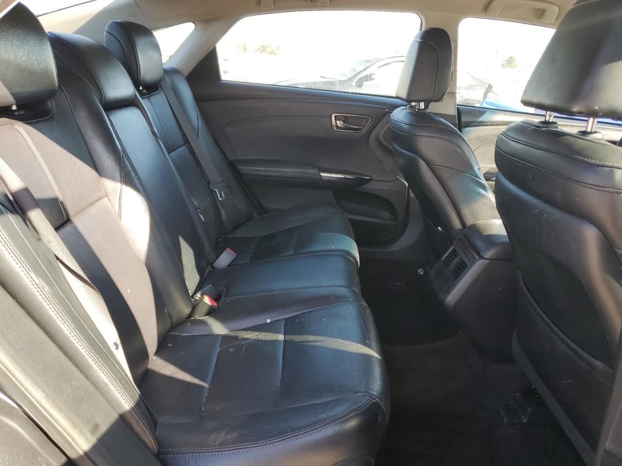 2013 Toyota Avalon - Image 10